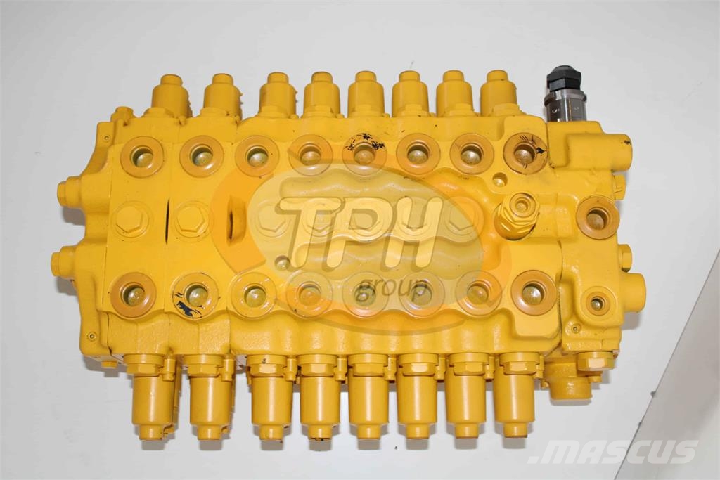 Komatsu CCX30673 Steuerschieber für Komatsu PW 140-7 Muud osad